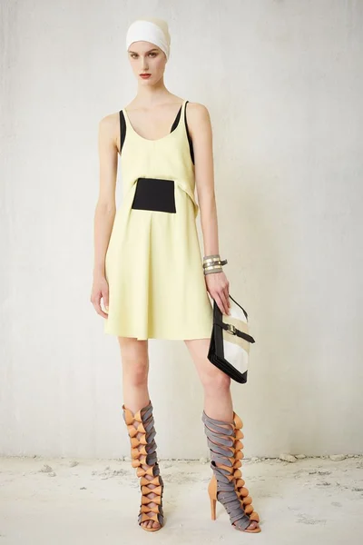 Look 15